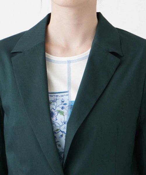 テーラードジャケット 