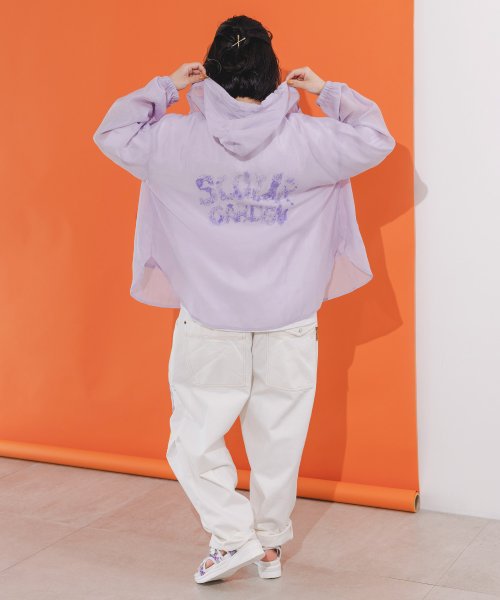 ScoLar(スカラー)/花×ネコロゴプリント シアーフードシャツ/img11