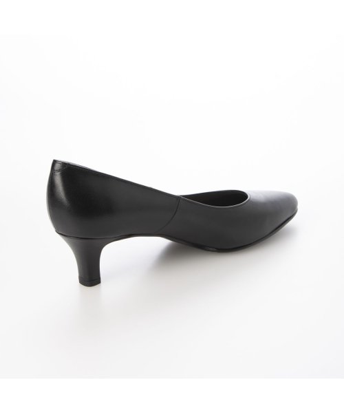 ラウンドトゥプレーンパンプス 