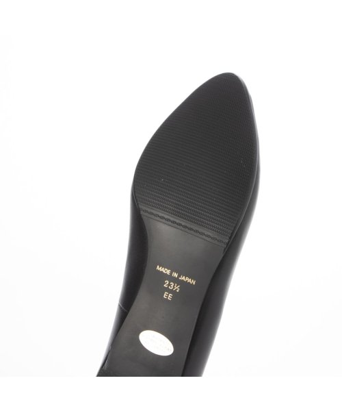 ラウンドトゥプレーンパンプス 