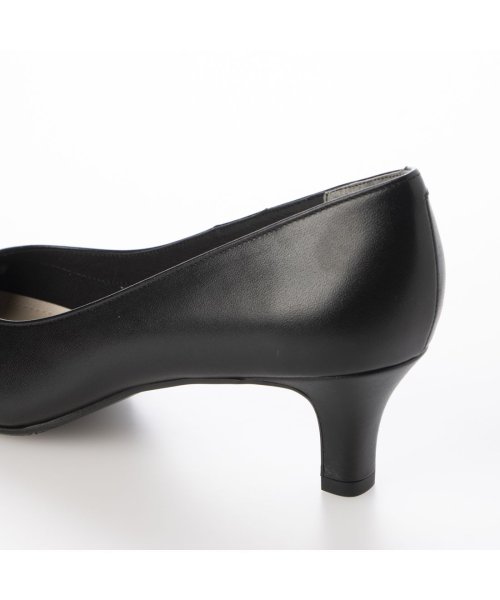 ラウンドトゥプレーンパンプス 