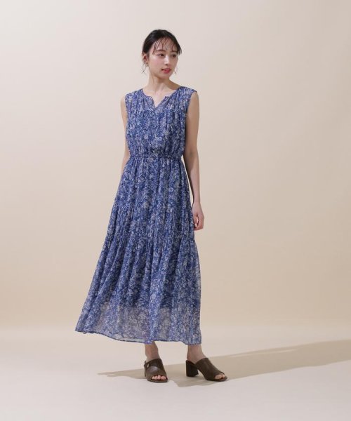 JILL by JILL STUART(ジル バイ ジル スチュアート)/プリントティアードワンピース　WEB限定カラー:ネイビー/img31