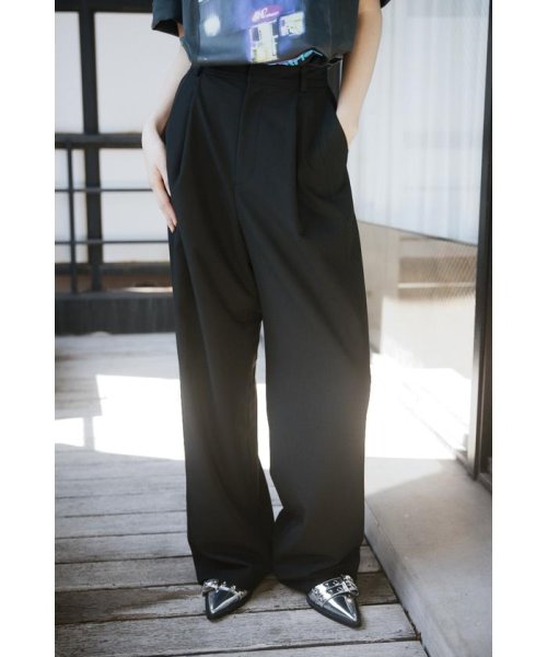 COMFORT SHAPE SLACKS パンツ 日本国内発送・最短翌日お届けの商品写真