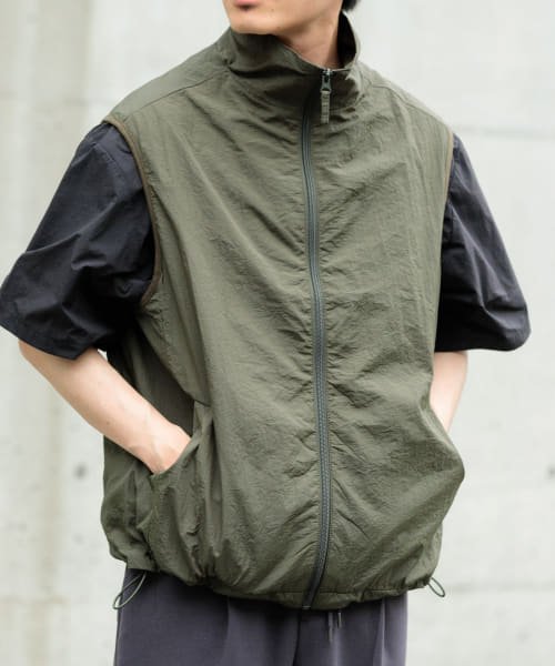 ITEMS URBANRESEARCH(アイテムズアーバンリサーチ（メンズ）)/メッシュライニング Zip Upナイロンベスト/img17