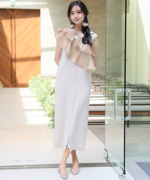 ラッフル付け襟ワンピース 　ポリエステル100% 表地