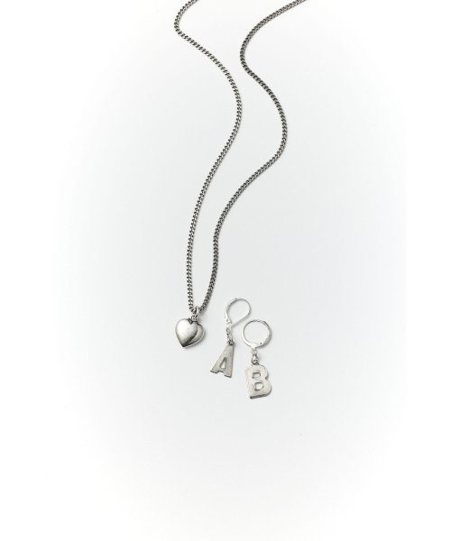 agnes b. FEMME(アニエスベー　ファム)/H925 NECKLACE ICONIC ITALIC B ネックレス/img03