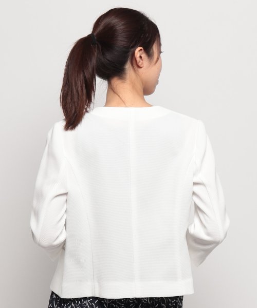 ノーカラージャケット 