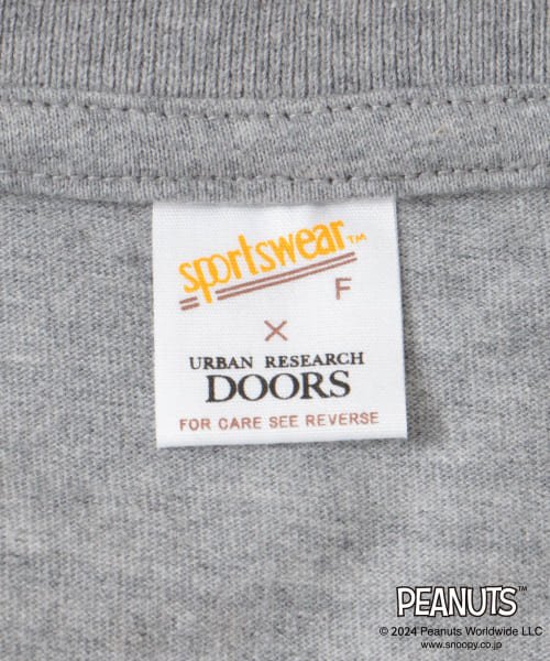 URBAN RESEARCH DOORS(アーバンリサーチドアーズ)/『別注』Sports Wear×DOORS　PEANUTS Tシャツ/img12