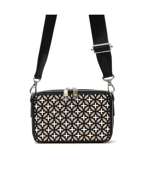 ドレステリア ショルダーバッグ 革 DRESSTERIOR 小さい 小さめ 本革 斜めがけ 軽量 軽い ショルダー バッグ Airdale 863112 