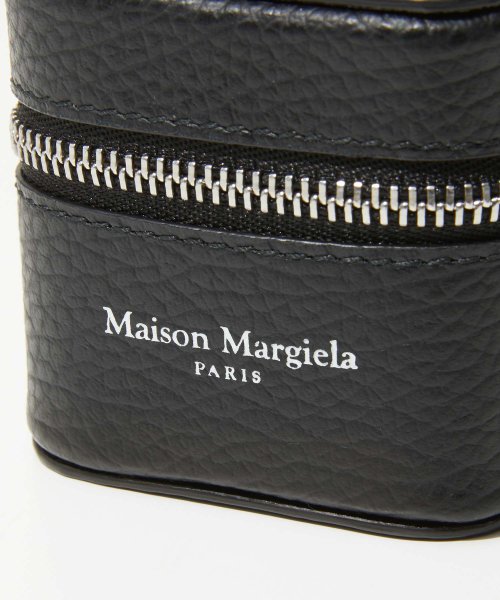 メゾン マルジェラ MAISON MARGIELA SA1VZ0015 P6421 イヤホンケース AIRPODS CASE PRO WITH ZIP AND 