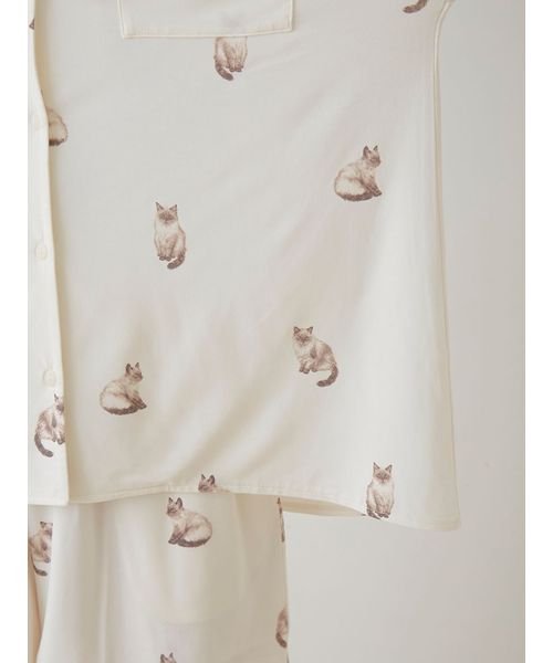 【ラッピング済み】CAT柄シャツ＆ショートパンツSET 予めご了承ください 5cm ラッピング済み 裾幅