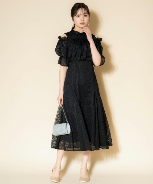 オフショルレースドレス 