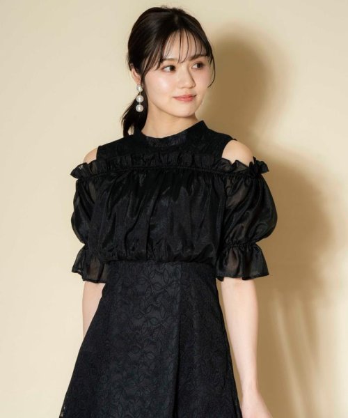 オフショルレースドレス 