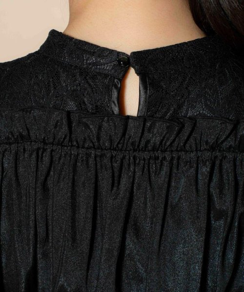 オフショルレースドレス 