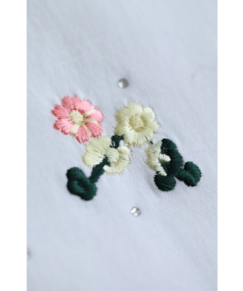 CAWAII(カワイイ)/ストーンの煌めき連なる花刺繍のTシャツトップス/img16