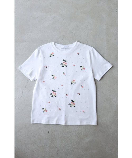 CAWAII(カワイイ)/ストーンの煌めき連なる花刺繍のTシャツトップス/img19