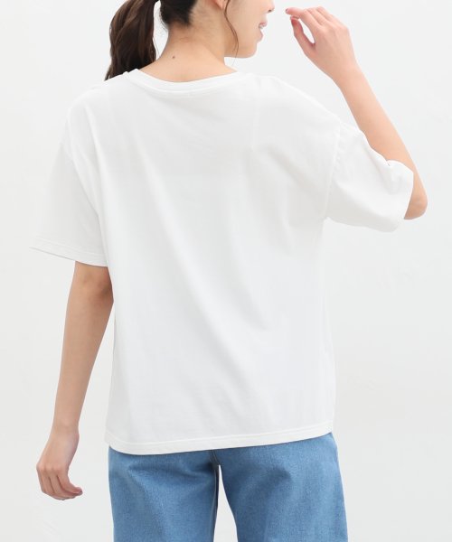 Honeys(ハニーズ)/ロゴプリントＴシャツ トップス Tシャツ 半袖 ロゴT 接触冷感 UVカット ハニさら /img25