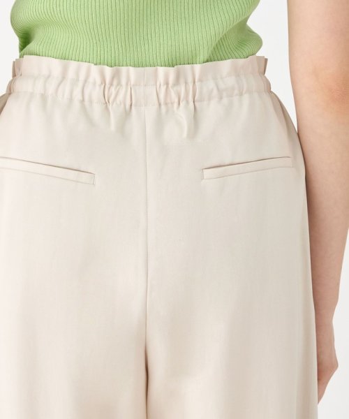 セルロースツイル セミバナナシルエットパンツ 