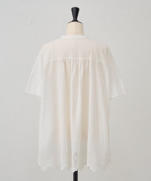 BEARDSLEY(ビアズリー)/裾刺繍フレンチシャツ/img18