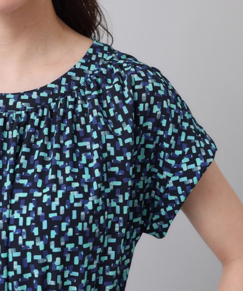 【半袖ワンピ／ミモレ丈】幾何学柄　美シルエットワンピース 