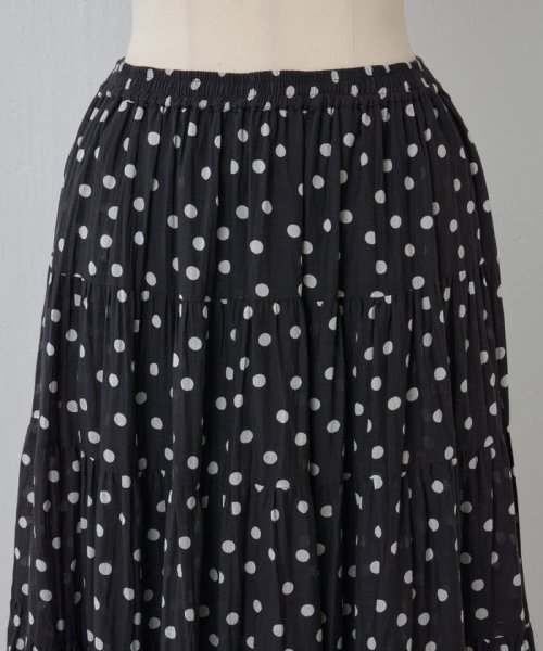 クリンクルドットスカート 着用時
