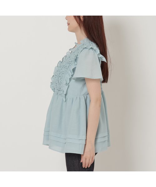 シャーリングブラウス 