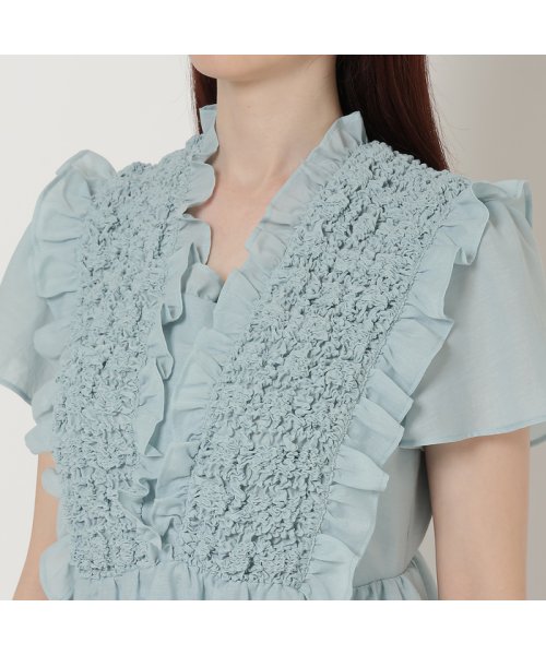 シャーリングブラウス 