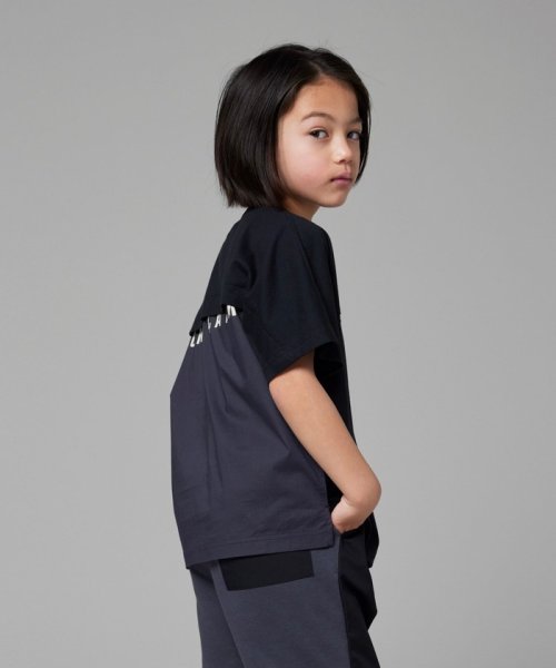 COMME CA ISM KIDS(コムサイズム（キッズ）)/速乾 胸ポケット バックロゴ 半袖Tシャツ/img02