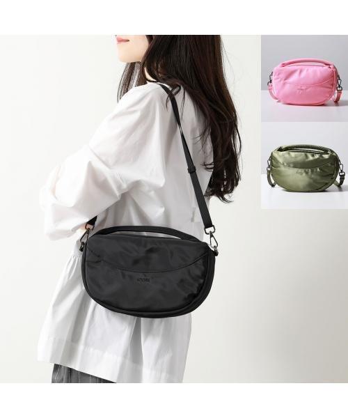 HVISK ハンドバッグ EMBER MATTE SHINY TWILL HVISK ハンドバッグ EMBER MATTE SHINY カラー