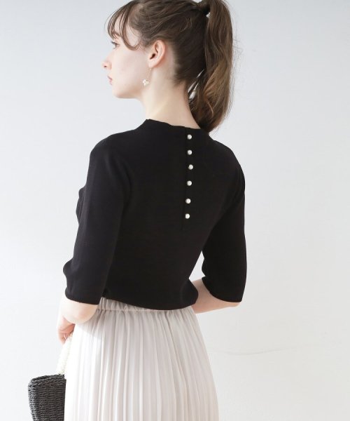 Couture Brooch(クチュールブローチ)/バックパール調デザイン5分袖ニットトップス/img10