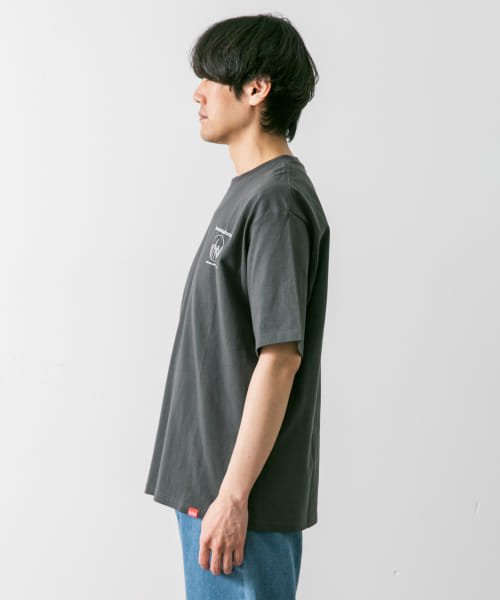 URBAN RESEARCH DOORS(アーバンリサーチドアーズ)/『別注』Manhattan Portage×DOORS　ワンポイント プリント Tシャツ/img27