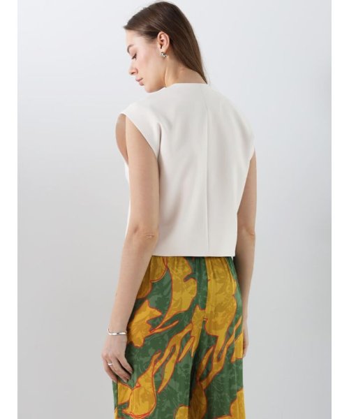 フロントボタンショートベスト 