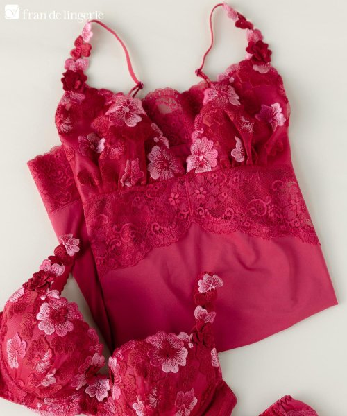 fran de lingerie(フランデランジェリー)/可憐な花びら刺繍ワンピースのインナーとしても◎ 「グレースイストフラワーペタル デザイン系スリップ」 スリップ/img17