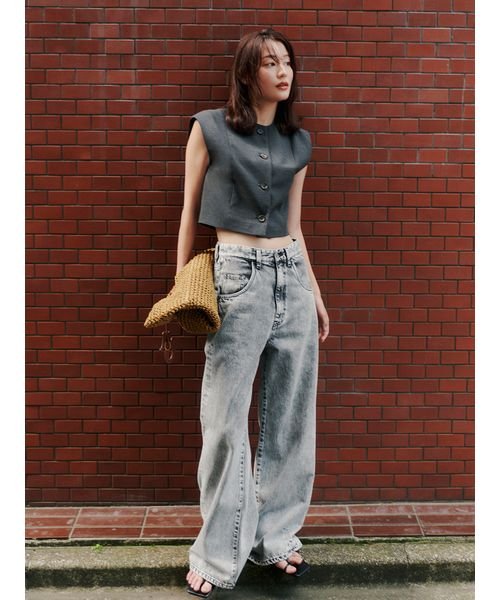 コンパクトクルーネックジレ 予めご了承ください