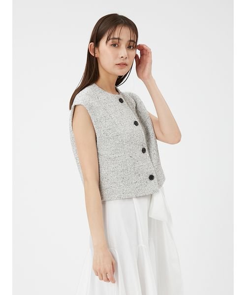 コンパクトクルーネックジレ 予めご了承ください