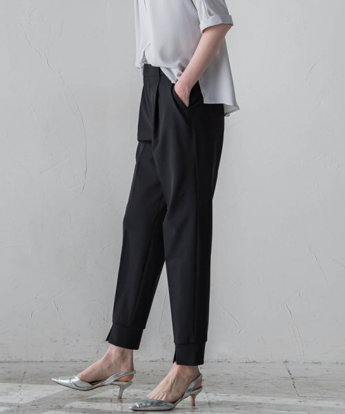 【大きいサイズ】裾スリットジョガーパンツ≪洗濯機で洗える/紫外線防止≫ 身長