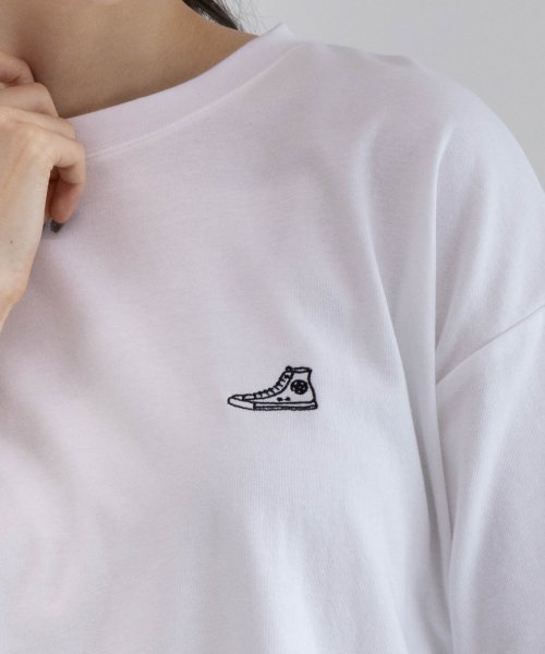 CONVERSE コンバース ポンチ素材 バックシューズ刺繍裾ラウンドTシャツ 4282－9834 人気・おすすめ｜使いやすい・旅行におすすめ セール中 全国発送 国内発送対応