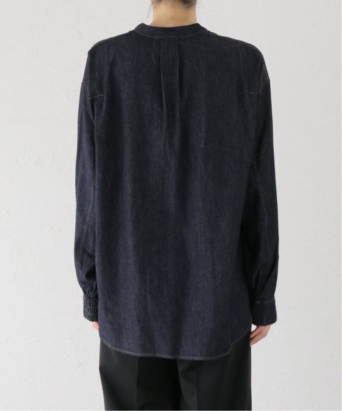 【Munich/ミューニック】washed slub denim shirt 商品説明先方品番:MN241T38※サイズについて弊社販売サイズ:メーカーサイズフリーサイズ:OS※カラーについて弊社販売カラー:メーカーカラーネイビーB(042):NVY【2024SS】LaT AA1581574346 (12155円)