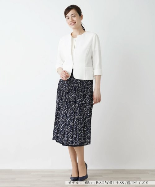 ノーカラージャケット 