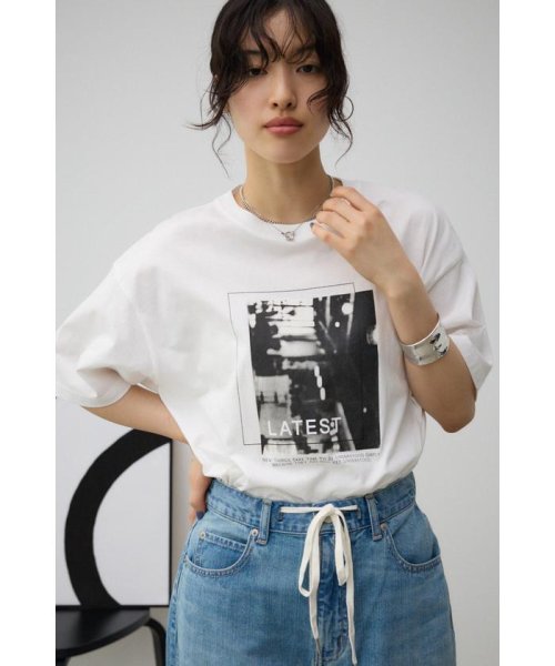 AZUL by moussy(アズールバイマウジー)/フロントフォトTシャツ/img02