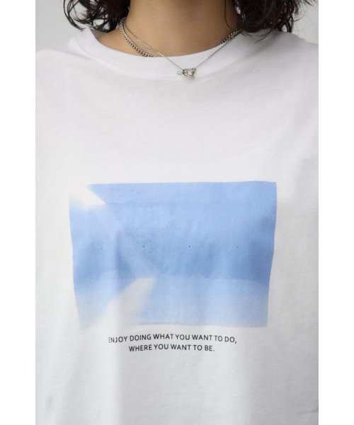 AZUL by moussy(アズールバイマウジー)/フロントフォトTシャツ/img17