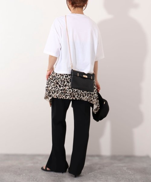 ヒネリカナグチェーンポシェット 