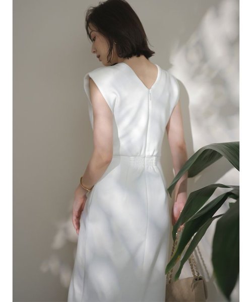 ニュアンスネックストレートカットワンピース 着丈 バスト 肩幅 ウエスト ヒップ 裾幅