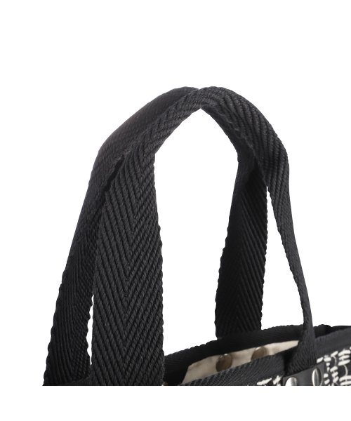 Vivienne Westwood ヴィヴィアン ウエストウッド トートバッグ 4205007KU W00QD O102 Vivienne Westwood ウエストウッド トートバッグ 4205007KU W00QD MADE IN KENYA ブラック ホワイト パターン BLACK WHITE PATTERN