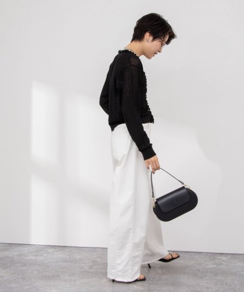 《手洗い可能》透かし編みフリルVネックカーディガン 