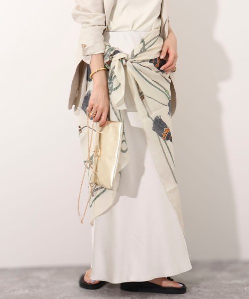 ヒネリカナグチェーンポシェット 