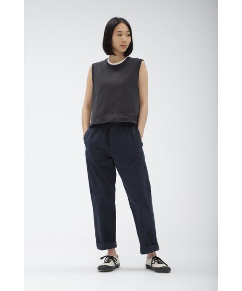 GARMENT DYE LIGHTWEIGHT PLAINWEAVE 