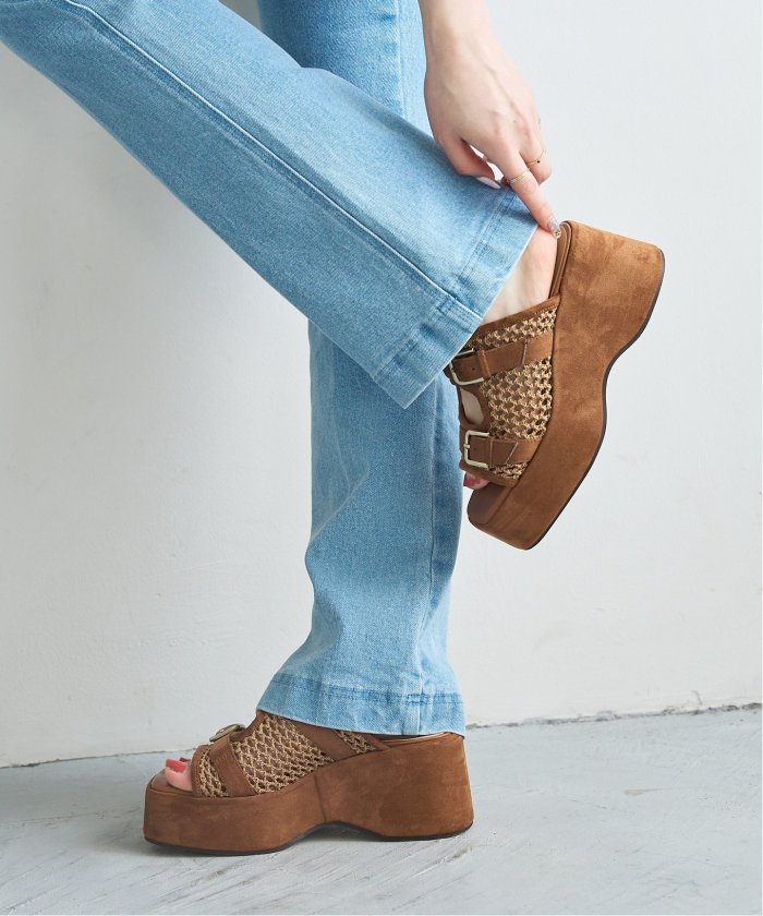 KARIN TAKUBO×LE TALON7.5cmWベルトミュールサンダル