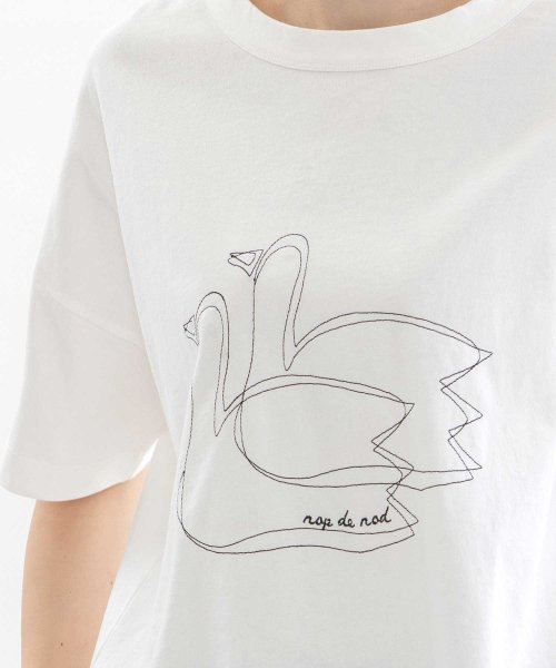 nop de nod(ノップドゥノッド)/USコットンスワン刺繍Tシャツ/img13