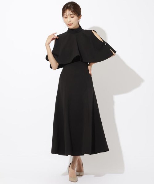 ケープレイヤードドレス 